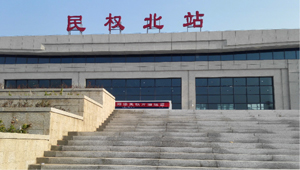 民权北站高铁灯箱广告