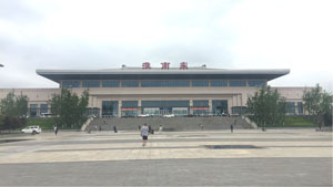 淮南东站高铁灯箱广告